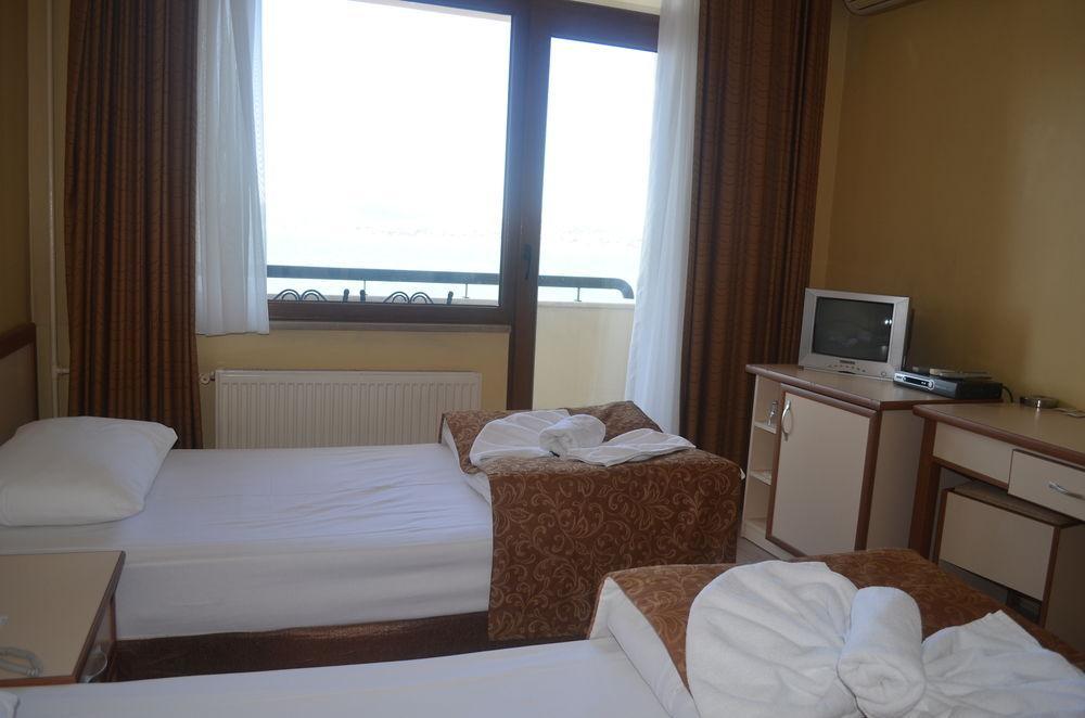 Ayvalik Palas Hotel מראה חיצוני תמונה
