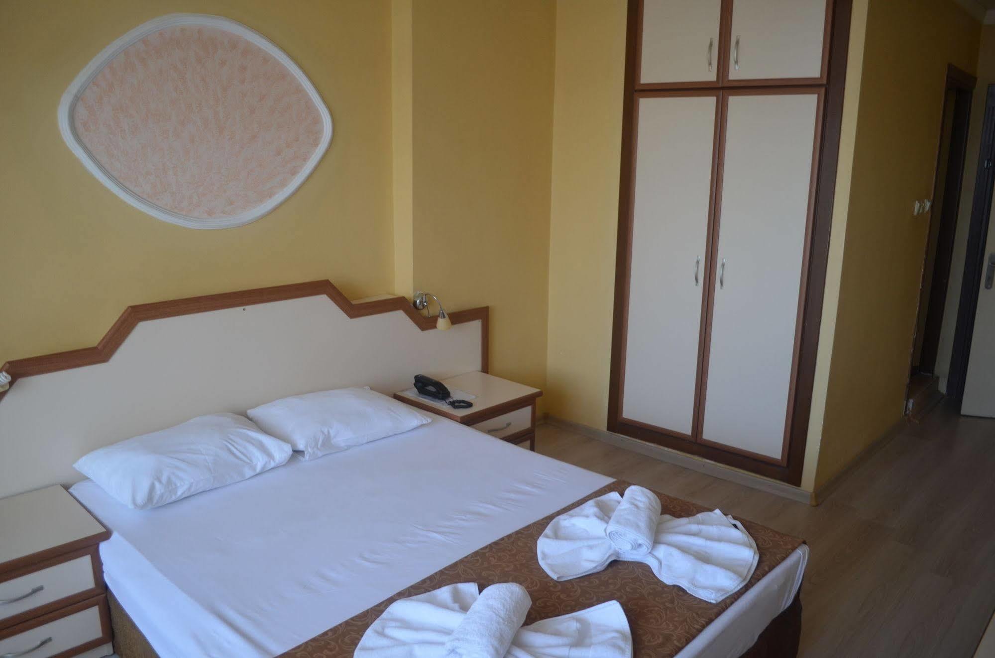 Ayvalik Palas Hotel מראה חיצוני תמונה
