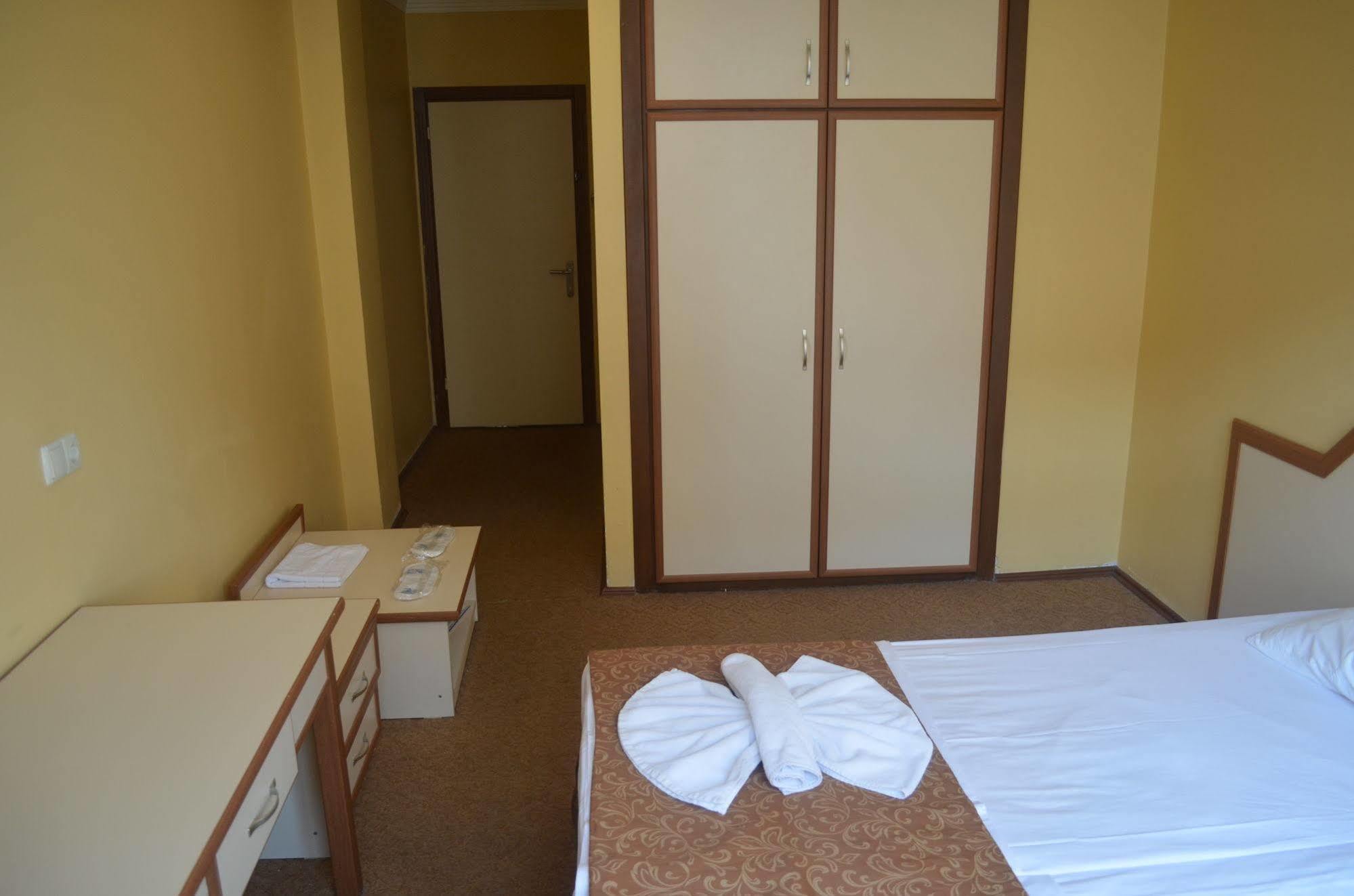 Ayvalik Palas Hotel מראה חיצוני תמונה