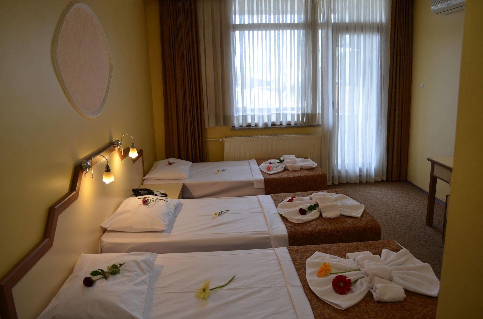 Ayvalik Palas Hotel מראה חיצוני תמונה